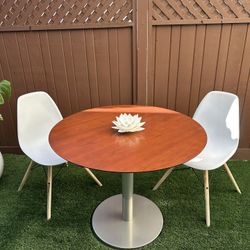Restaurant Quality Cafe Dining Table
