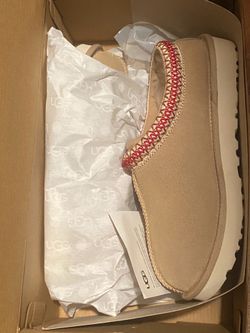 Uggs tasman shoes