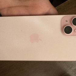 Iphone 15 plus pink