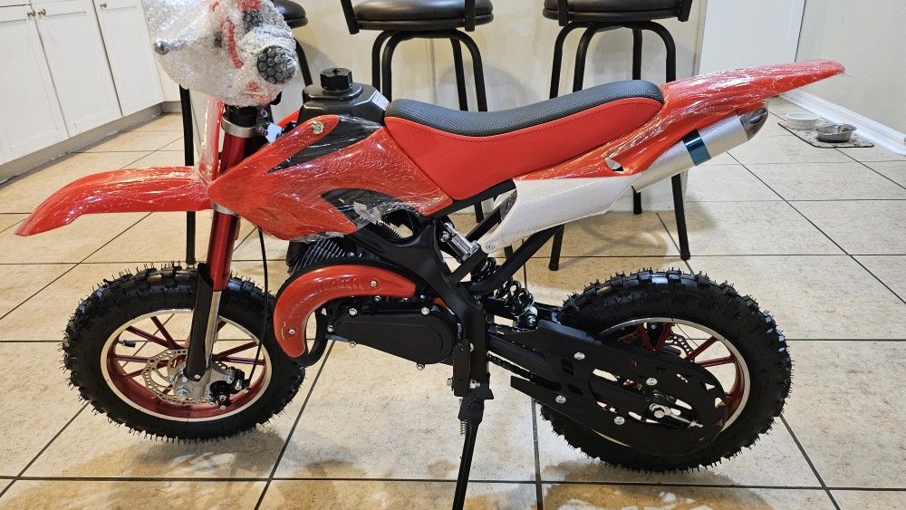 50cc GAS pull start kids dirt bike RED