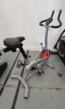 Used Sunny Health & Fitness Indoor Cycling Stationary Exercise Chain Drive SF-B1203 Upright Stationary Bike