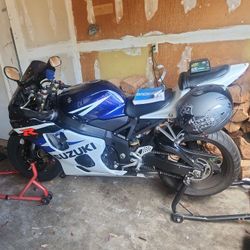 2004 Suzuki GSXR 750