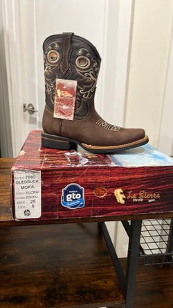 Cowboy boots brown color