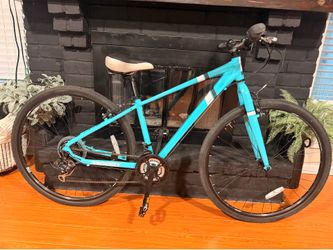 Diamondback Hybrid Bike - Small Frame