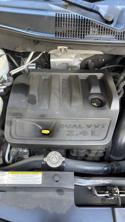 2011 jeep compass 2.4L 4 cylinder engine 140k miles