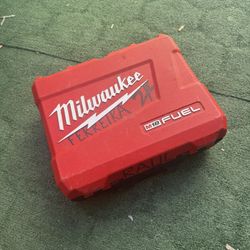 Milwaukee M18 