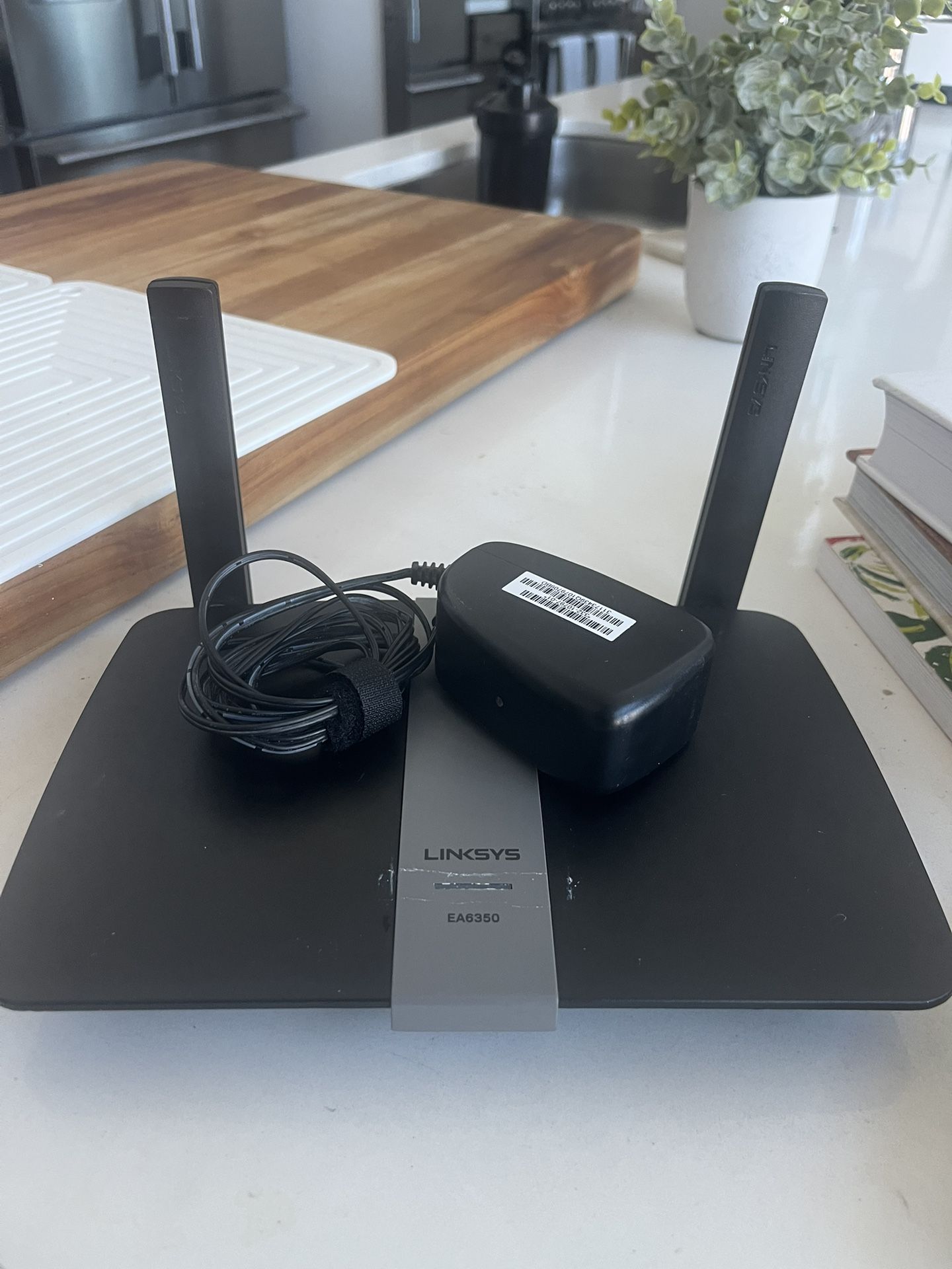 Linksys EA6350 WiFi Router