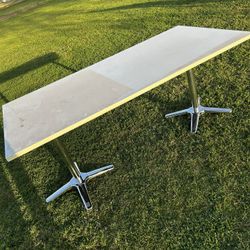 TABLE 6’ X 3’ CHOOSE LEGS 47TH AVE. AND DOBBINS IN LAVEEN