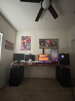 98 IKEA DESK