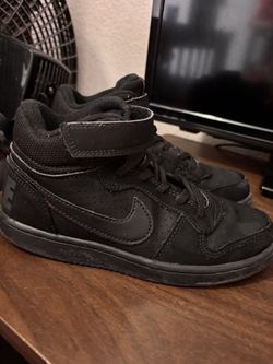 1y kids nike jordan’s