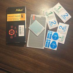 Screen Protector (never Used) 