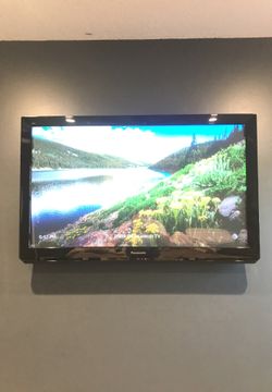 40” PANASONIC VIERA TV