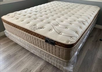 Fulll size Organic Cloud Comfort Europillow Top Matres  AndBoxspring