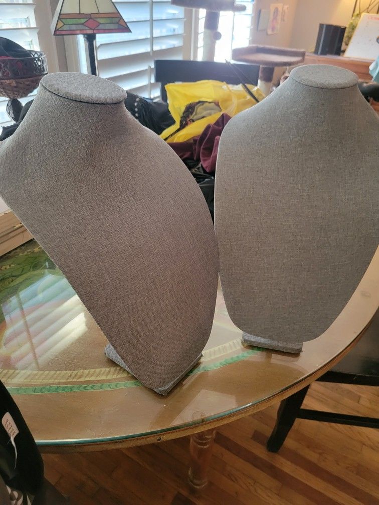 Necklace Holders