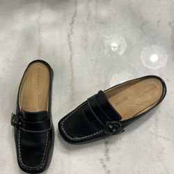 Rockport women's black flat leather loafers