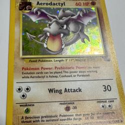 Base Pack Holographic Aerodactyl