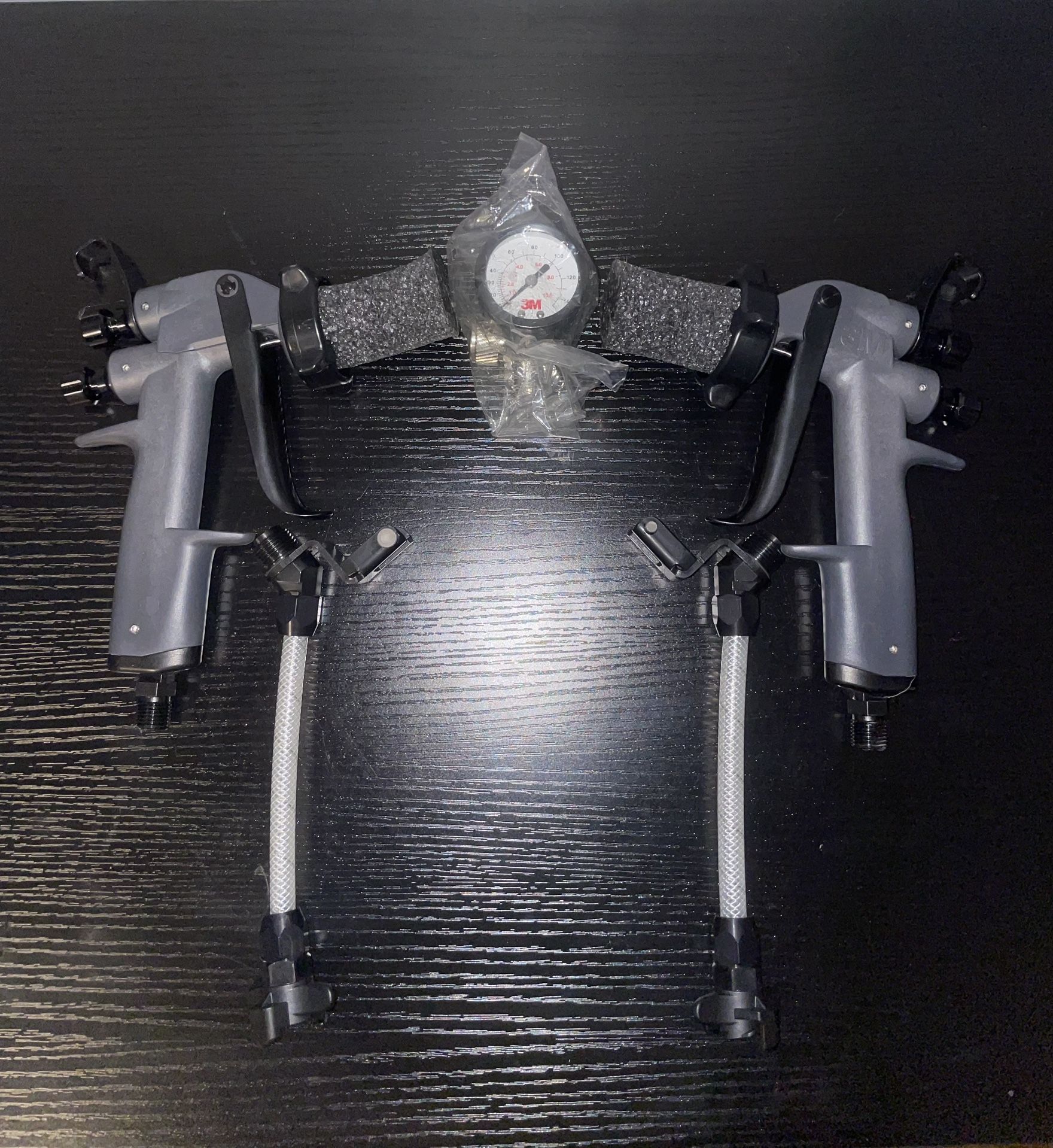 3M 2 Spray guns And 1 Air Control Valve