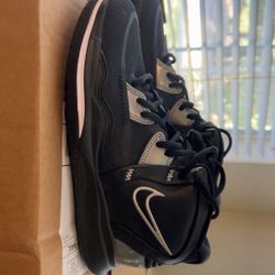 Nike Kyrie Infinity Black Metallic Silver 