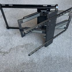 Rotating Wall Mount For 75” TV