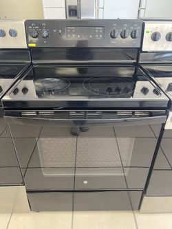 GE GLASS TOP STOVE BLACK
