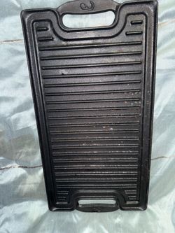 Double sided cast iron grill skillet