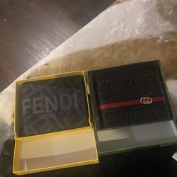 Men’s wallets 