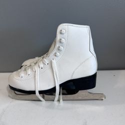 Gold Medal Figure Skates 4