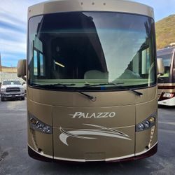 2017 Thor Motor Coach Palazzo 33.3 