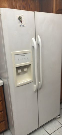 Frigidaire Side-by-Side Refrigerator with Ice Dispenser
