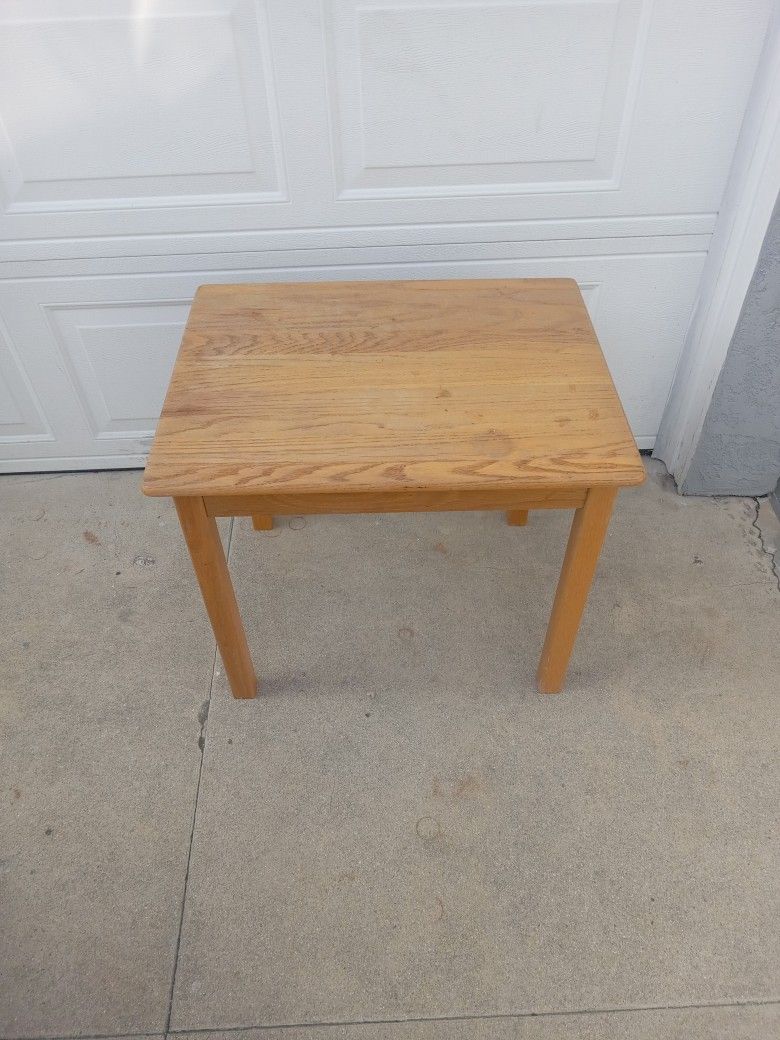 Solid Oak Small Tablet