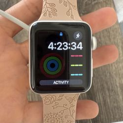 Apple Watch 3 (38mm)