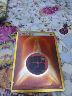 Pokemon Holo Fighting Energy Card