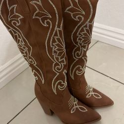 boots used once 71/2