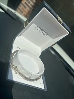 Women’s bracelet