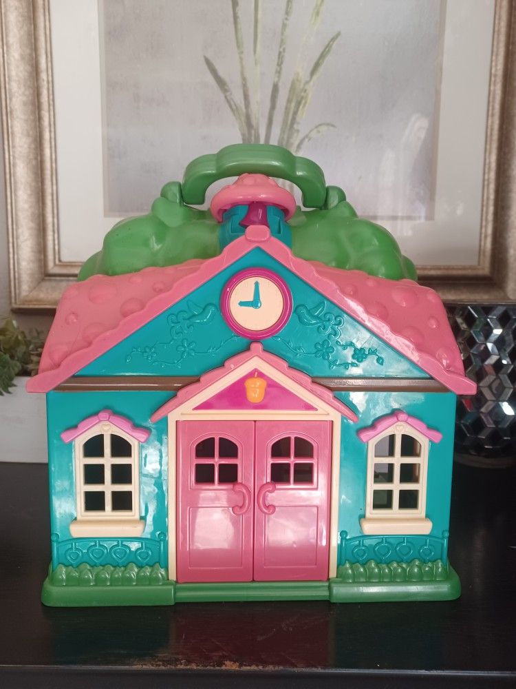 School Tree Play House