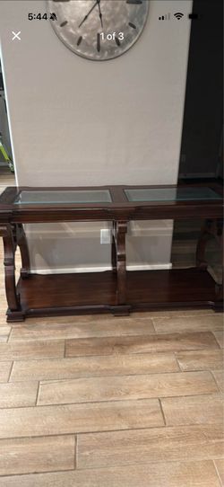 Ashley’s sofa table / entry table