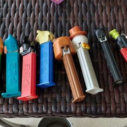 Vintage 8 vintage PEZ dispensers from the 80s 90s and 2000s