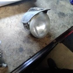 2001 - 2004 Chrysler Pacifica / Sebring Fog Light