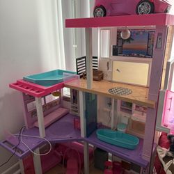 Barbie Doll House 