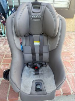 Nuna Rava car seat