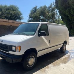 2001 FORD E-250 Van 5.4L Gas 75k