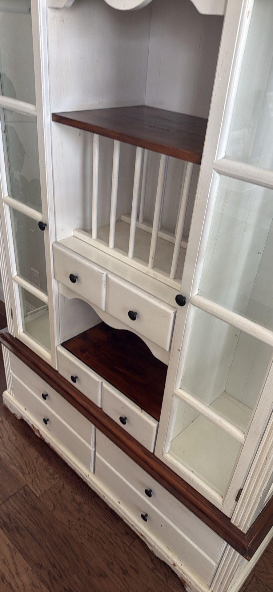 Dinning Room Hutch