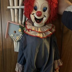 Large Vintage Clown Display Figure – Halloween / Carnival Decor