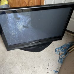 42” panasonic plasma tv