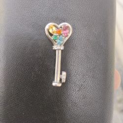 "KEY TO MY HEART" CHARM