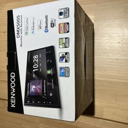 Kenwood Apple CarPlay Touchscreen Stereo