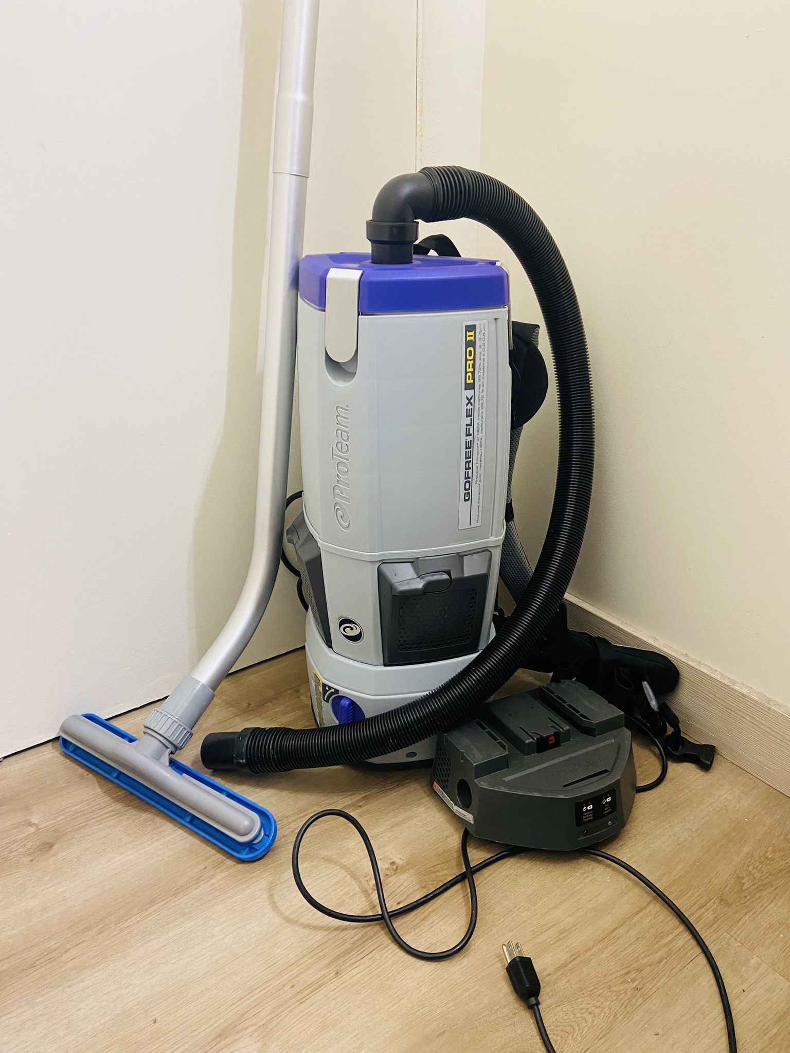 Proteam GoFree Flex Pro II Cordless Backpack Vacuum Cleaner