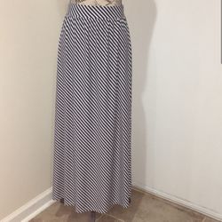 Terra & sky white and black diagonal Stripes Maxi Skirt /1X