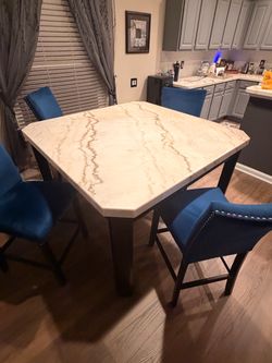 Kitchen Table & 4-Chair Set