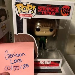 Funko Pop Stranger Things Robin S3